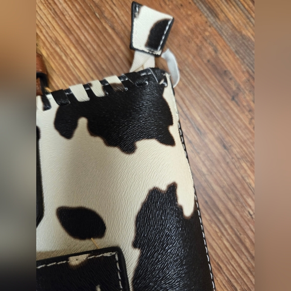 cowprint handbag nwt62$ DS Bags textured beautiful western boho cute farm - Picture 7 of 16